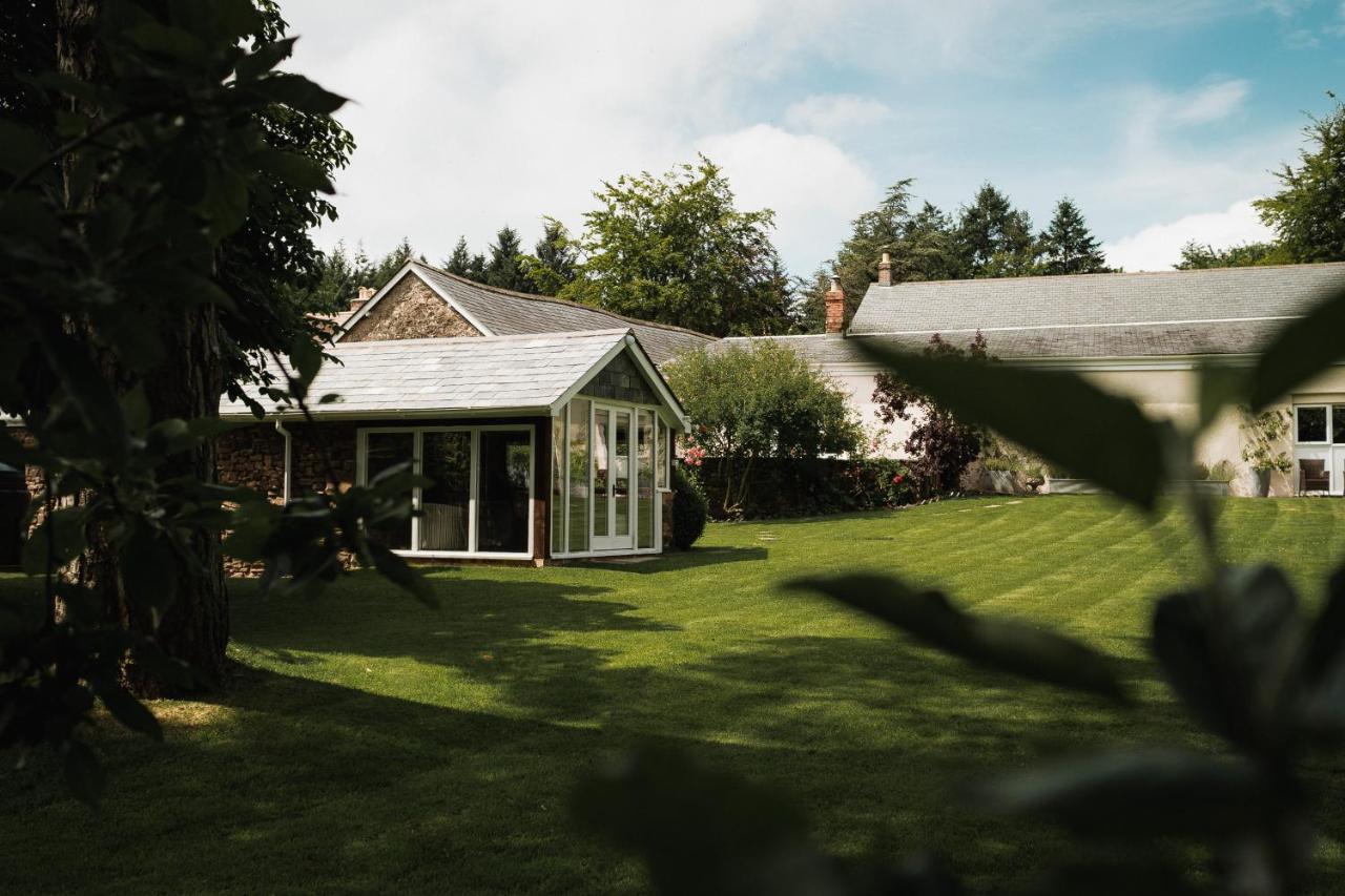 Bed and Breakfast Stoodleigh Court Coach House Tiverton  Exteriér fotografie