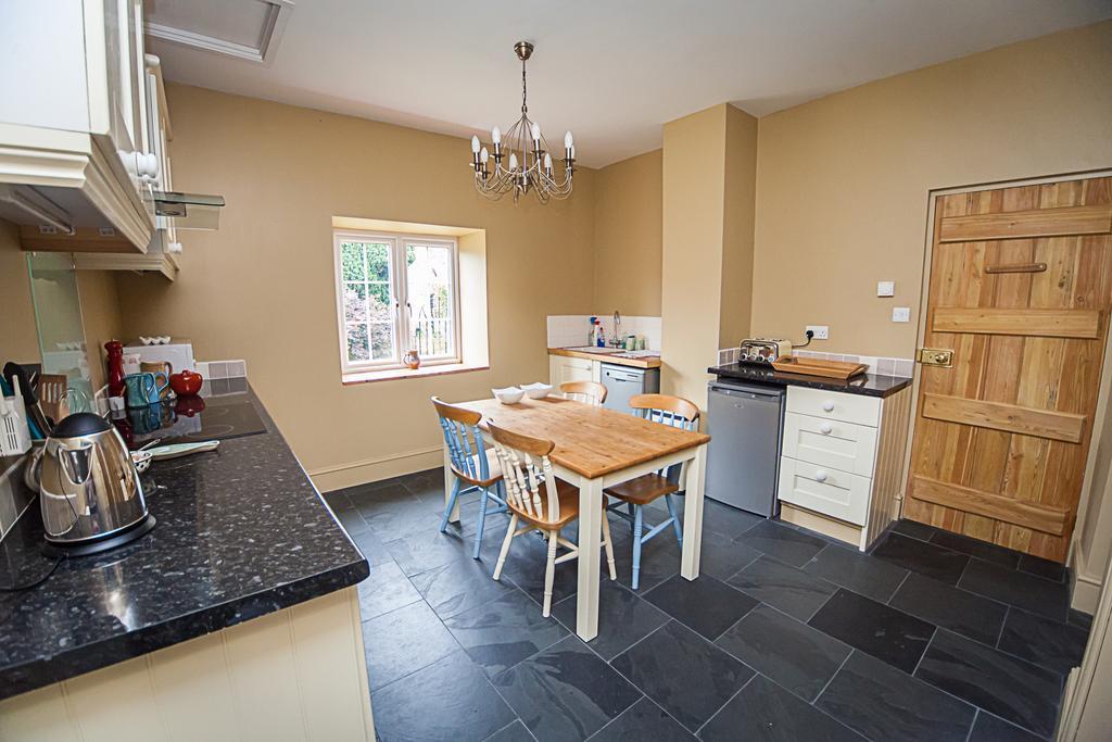 Bed and Breakfast Stoodleigh Court Coach House Tiverton  Exteriér fotografie