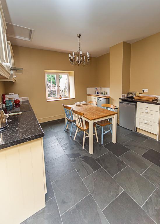 Bed and Breakfast Stoodleigh Court Coach House Tiverton  Exteriér fotografie