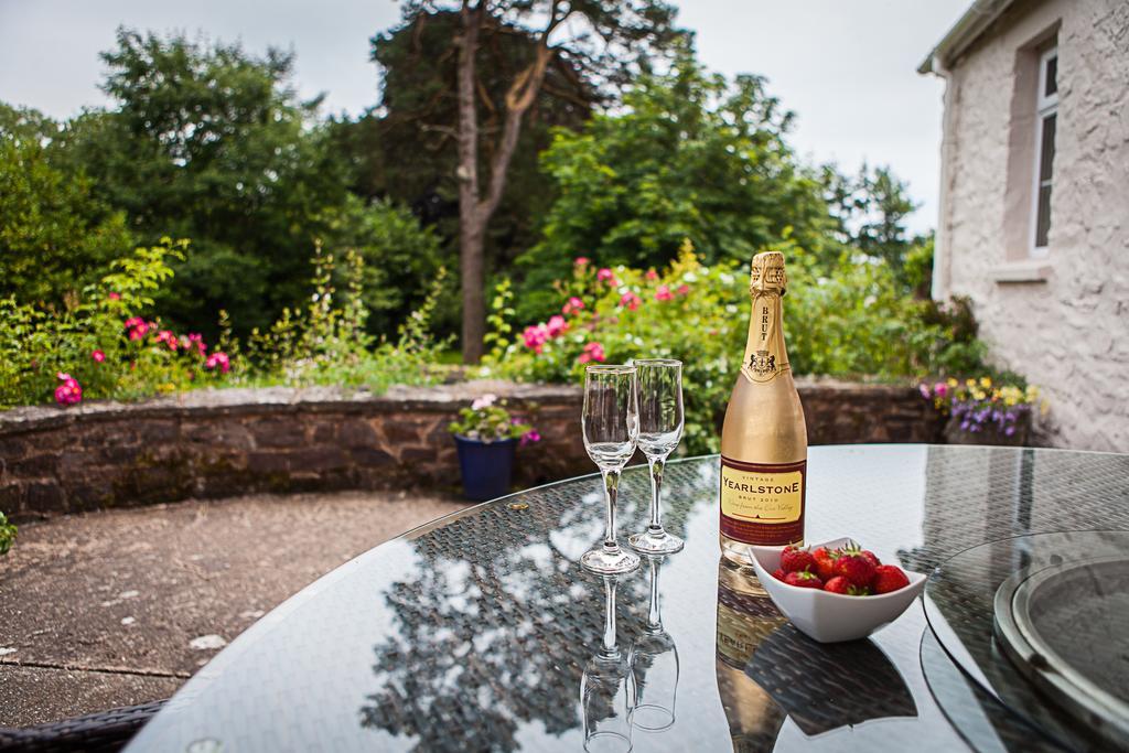 Bed and Breakfast Stoodleigh Court Coach House Tiverton  Exteriér fotografie